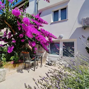  Apartment Garden Kroatien